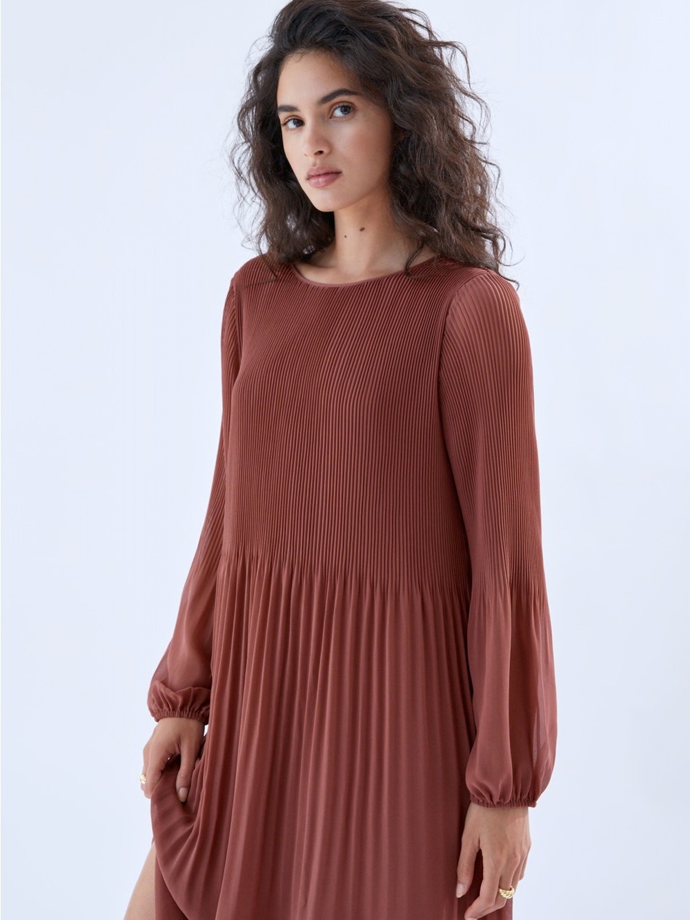 Aritzia Daydreamer Midi Dress – Size XS